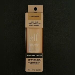 e.l.f. Halo Glow Skin Tint SPF 50 Light Cool 6 Dewy Finish